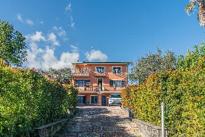 Villa in vendita, Via Lucio Piccolo, Zafferana Etnea