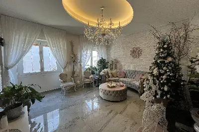 Casa Indipendente in vendita, VIA DELLE ROSE, Milano