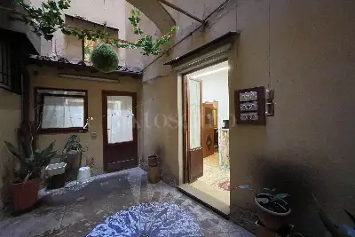Casa in vendita, Corso dei Tintori, Firenze