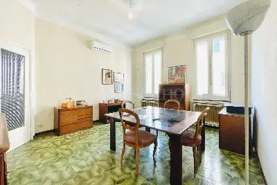 Palazzo in vendita, Via Luigi Apollonio, Brescia