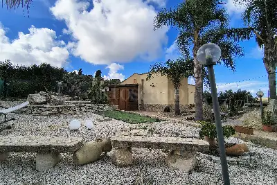 Villa in vendita, via Castellammare, Valderice