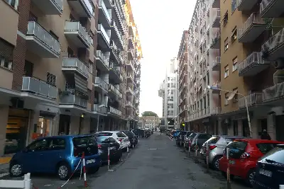 Box in affitto, Via Leopoldo Traversi, Roma