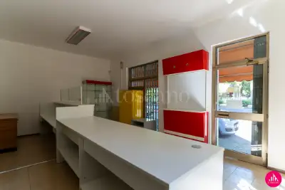 Negozio in vendita, Viale Venezia, Udine