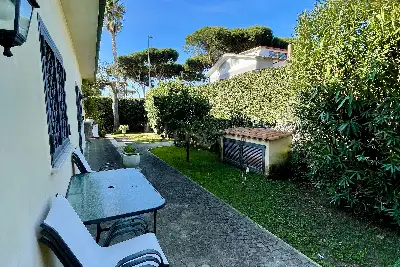 Villa in affitto, Via Bussana, Fiumicino