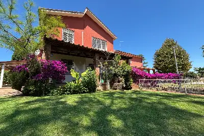 Villa Plurifamiliare in vendita, Via Aristotile Fioravanti, Roma