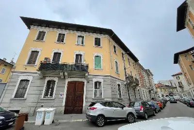 Casa in vendita, Via Ercole Ricotti, Milano