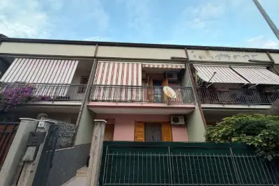 Villino a Schiera in vendita, Via Carcara, Aci Catena