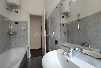 Casa in vendita, Via Umberto Grosso, Roma