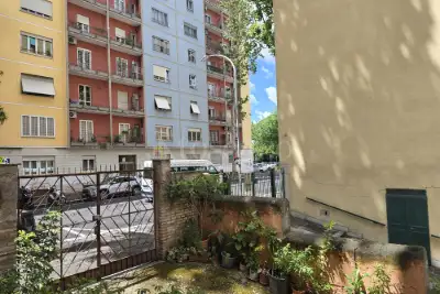 Casa in vendita, Via Costantino, Roma