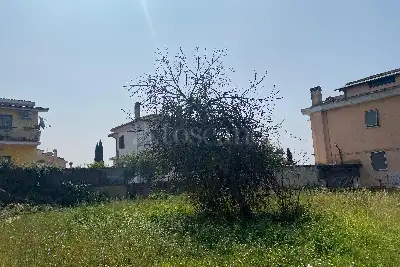 Edificabile Residenziali in vendita, Via Oleggio, Roma