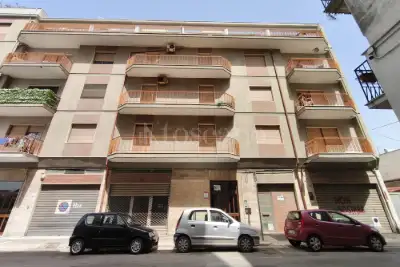 Casa in vendita, Via Vespasiano, Brindisi