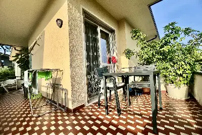 Casa in vendita, Via Michelangelo , Desenzano del Garda