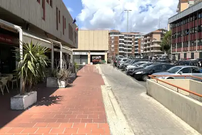 Negozio in vendita, Via Roberto Giuffrida Castorina, Catania