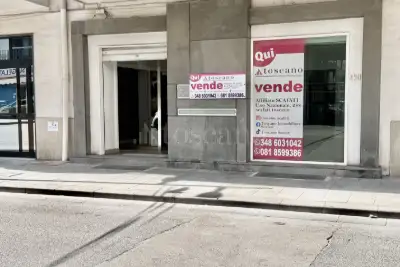 Negozio in vendita, Via Martiri d'Ungheria, Scafati