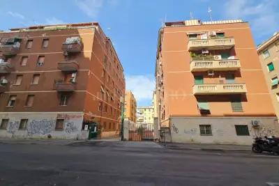 Garage in vendita, Via Cividale del Friuli, Roma