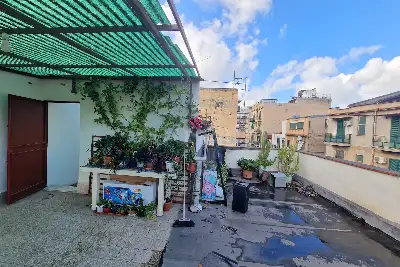 Casa in vendita, via Tommaso Calojra, Palermo