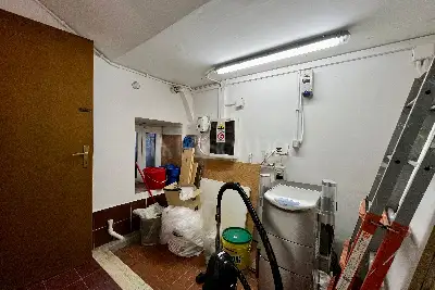 Laboratorio in vendita, Via Montepulciano, Roma