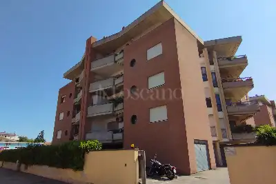 Casa in vendita, Via Petrarca, Montesilvano