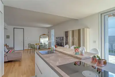 Villa in vendita, Via Dei Motti, Marchirolo