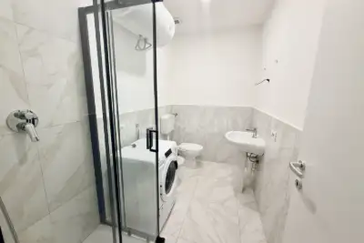 Negozio in vendita, Corso di Porta Vittoria 31, Milano