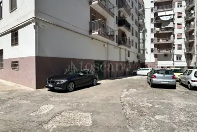 Magazzino in vendita, Via Rockfeller, Sassari
