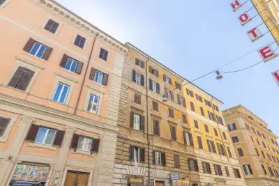 Casa in vendita, Via Volturno, Roma