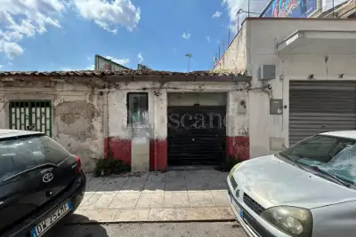 Negozio in vendita, Via Conceria, Palermo