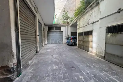 Casa in vendita, Via Monserrato, Catania
