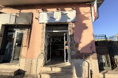 Negozio in vendita, Via Santa Barbara, Nettuno