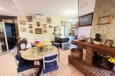 Villa in vendita, Via Pietrarsa, Pozzuoli