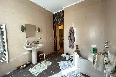 Casa Indipendente in vendita, Via Chiomenti - De Martinis E Tonti, Cerignola