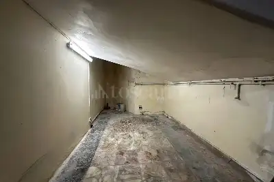 Garage in vendita, Tremestieri Etneo - Corso Sicilia, Tremestieri Etneo