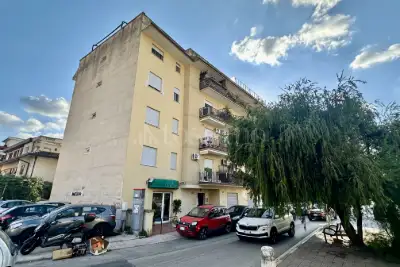 Casa in vendita, Via Enrico Caruso, Caserta