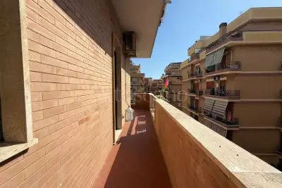 Casa in vendita, Via della Corazzata, Roma