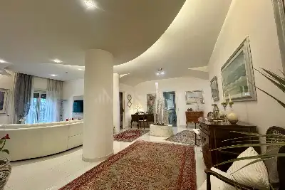 Casa in vendita, Via Franco Sacchetti, Roma