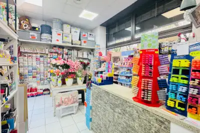 Negozio in vendita, Viale delle Provincie, Roma