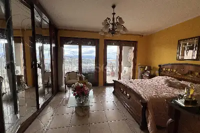 Casa in vendita, Via Giacomo Peroni, Roma