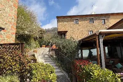 Villa Plurifamiliare in vendita, Via San Giusto, Serravalle Pistoiese