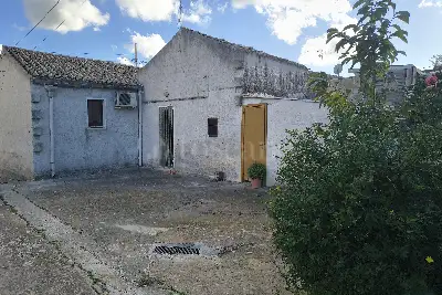 Casa Indipendente in vendita, Via Favignana, Valderice