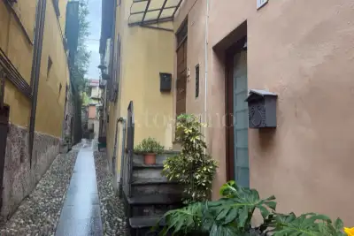 Casa in vendita, Via Alessandro Volta, Tremezzina