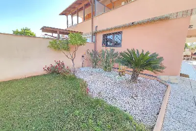 Villa Plurifamiliare in vendita, Via Giuseppe Dechelette, Roma