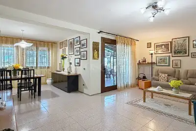 Villa in vendita, Strada Vicinale Monti Bianchinu 16, Sassari
