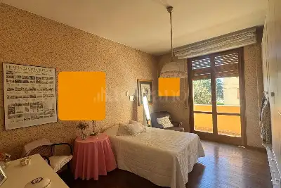 Casa in vendita, Viale Montegrappa, Prato