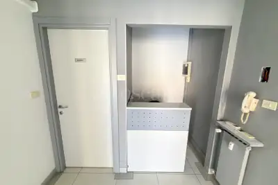 Negozio in affitto, Via Gian Carlo Camozzini, Verona