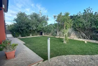 Villa in vendita, Strada Vicinale Serralonga Lu Pinu , Sorso, Sorso
