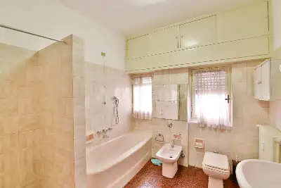 Casa in vendita, Via Bellinzona, Como