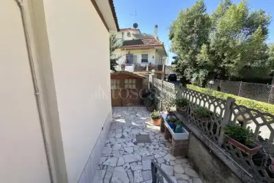 Villa Bifamiliare in vendita, Via Filippo Cuggiani, Fiumicino