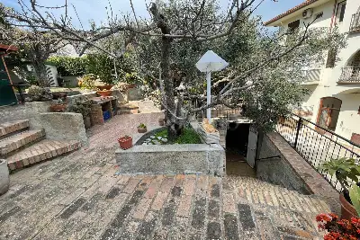 Villa in vendita, Traversa II Via del Mare, Stalettì