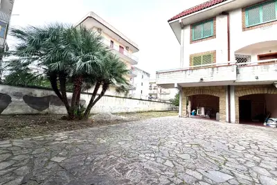 Villino a Schiera in vendita, Via Della Resistenza, Scafati