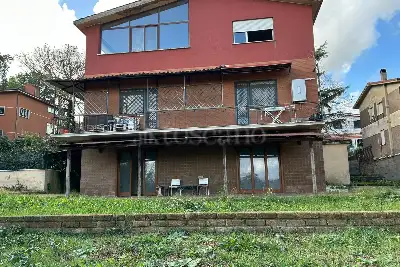 Casa in vendita, Via Casalbore, Roma